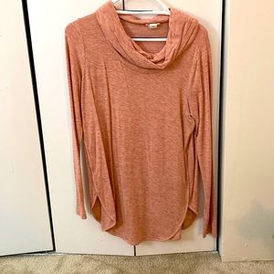 Long sleeve lounge shirt